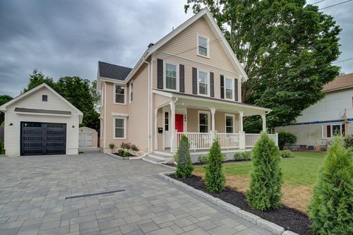 264 Parker St, Newton, MA, 02459-2673 | Card Image