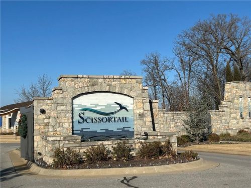 8402 W Habitat Ln, Bentonville, AR, 72713-3227 | Card Image