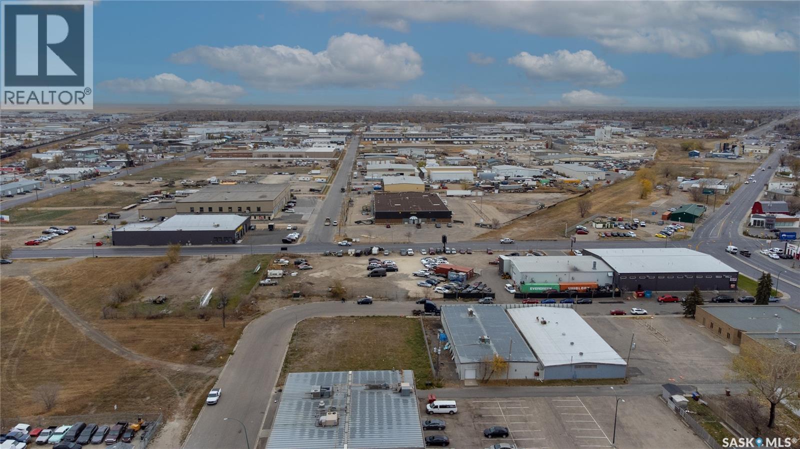 Land in Regina 4