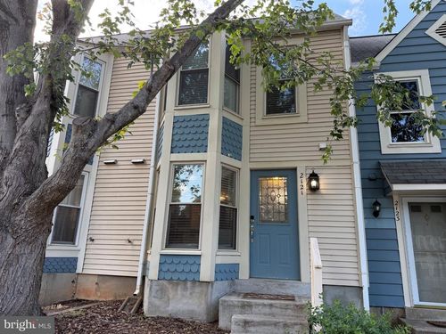 2121 Whisper Way, RESTON, VA, 20191-4147 | Card Image
