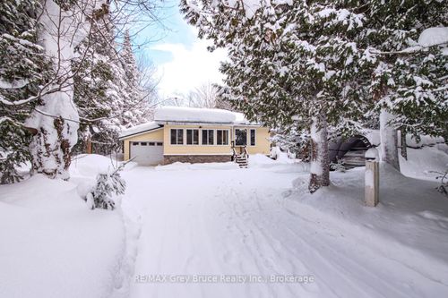 496 Berford Lake Rd, South Bruce Peninsula, ON, N0H2T0 | Card Image