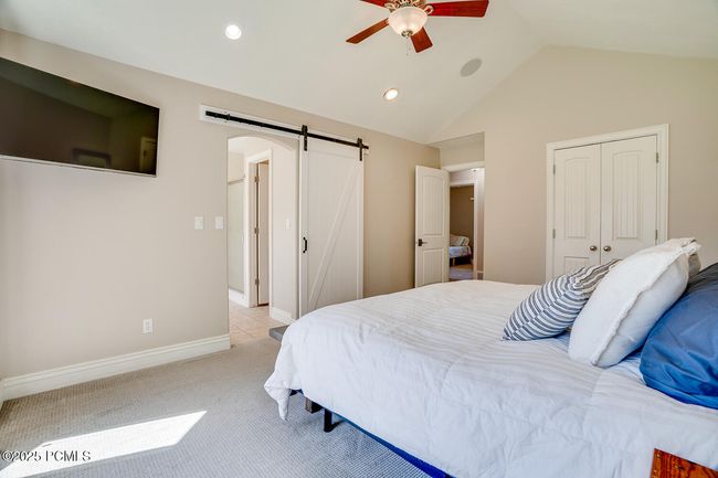 3035 S Big Hollow Rd, House other with 8 bedrooms, 5 bathrooms and null parking in Daniel UT | Image 25