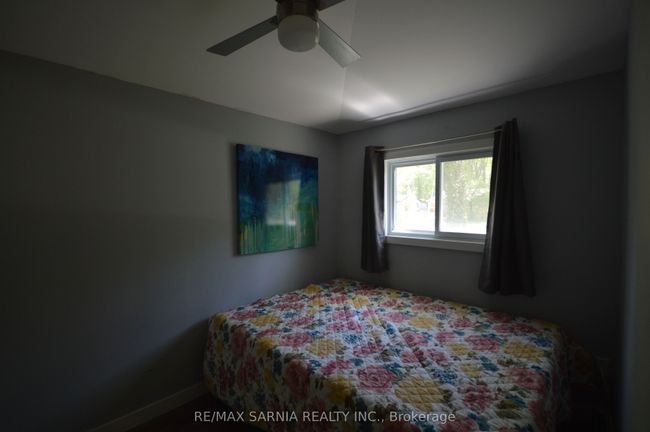 6208 London Rd, House other with 2 bedrooms, 1 bathrooms and null parking in Kettle And Stony Point Fn ON | Image 14