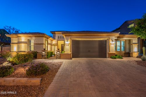 9934 W White Feather Ln, Peoria, AZ, 85383-8800 | Card Image