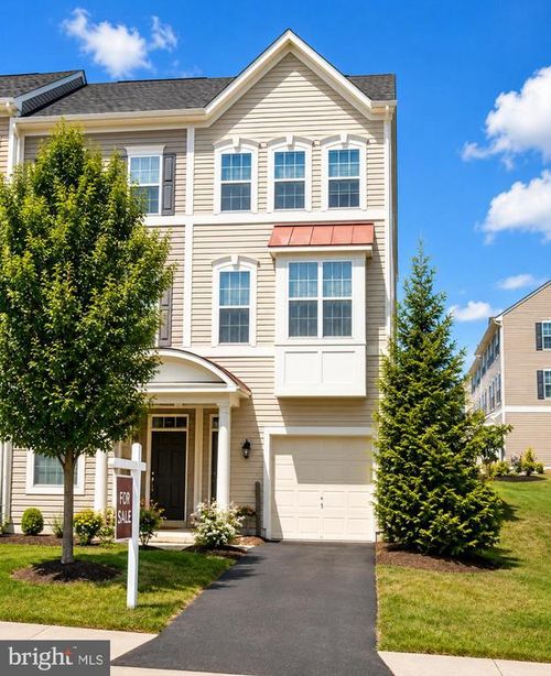 2889 Chinkapin Oak Ln, WOODBRIDGE, VA, 22191-7512 | Card Image