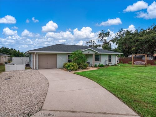 5207 Shad Dr, Sebring, FL, 33870-8433 | Card Image