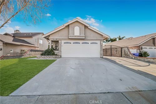 28830 Startree Ln, Santa Clarita, CA, 91390-4159 | Card Image