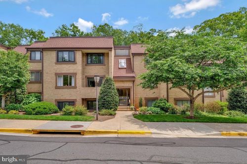 5b200-1663 Parkcrest Cir, RESTON, VA, 20190-4951 | Card Image