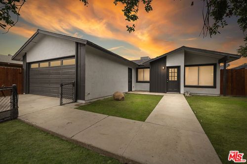 1040 Iris St, Wasco, CA, 93280-2814 | Card Image