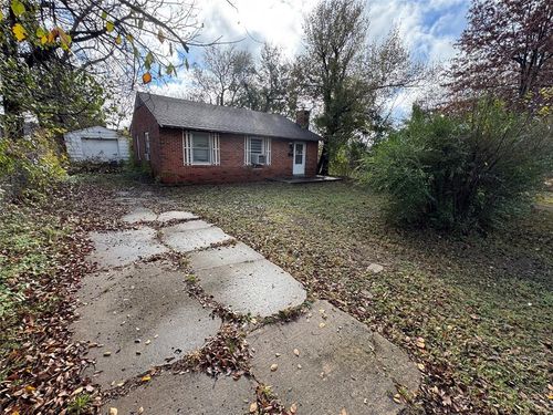 504 E Curtis Dr, Oklahoma City, OK, 73110-5809 | Card Image