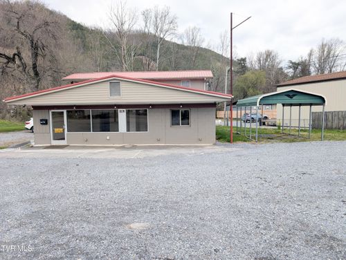 1-207 Highway 321, Hampton, TN, 37658-3300 | Card Image