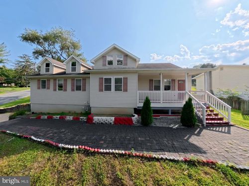4761 Lawntara St, HARRISBURG, PA, 17111-3638 | Card Image