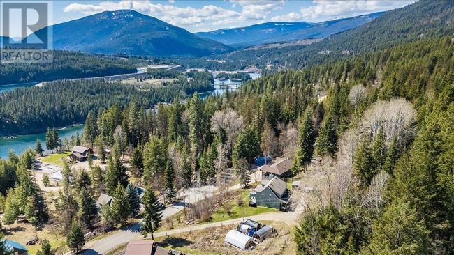 3829 Aaron Rd, House other with 2 bedrooms, 2 bathrooms and 3 parking in Bonnington BC | Image 8