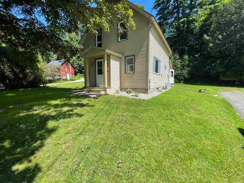 32 Pleasant St, Proctor, VT, 05765-1045 | Card Image