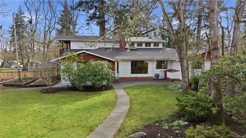 350 Benjamin Rd, Victoria, BC, V8Z4W1 | Card Image