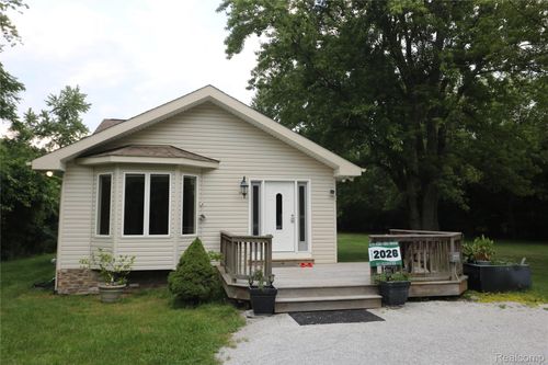 4223 S Baldwin Rd, Lake Orion, MI, 48359-2144 | Card Image