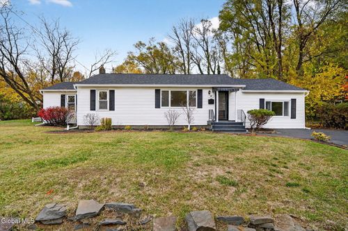 18 Anthony Ln, Albany, NY, 12205-1302 | Card Image