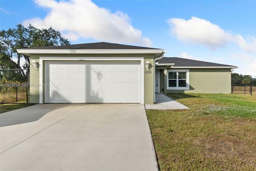 3019 Honeywood Rd, LABELLE, FL, 33935-5635 | Card Image