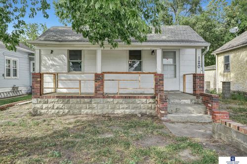 120 J St, Lincoln, NE, 68508-2928 | Card Image