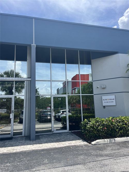 a13-16115 Sw 117th Ave, Miami, FL, 33177 | Card Image