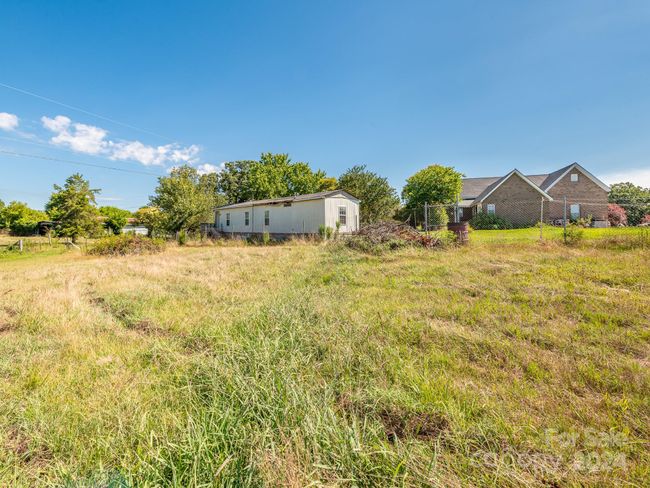 8670 Nc 200 Hwy, House other with 3 bedrooms, 1 bathrooms and null parking in Midland NC | Image 45