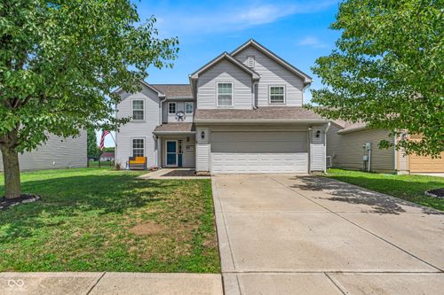 8334 Chesterhill Ln, Indianapolis, IN, 46239-7950 | Card Image