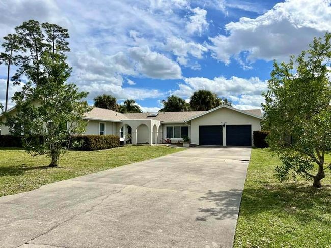 12192 Branding Iron Court, House other with 3 bedrooms, 3 bathrooms and null parking in Wellington FL | Image 2