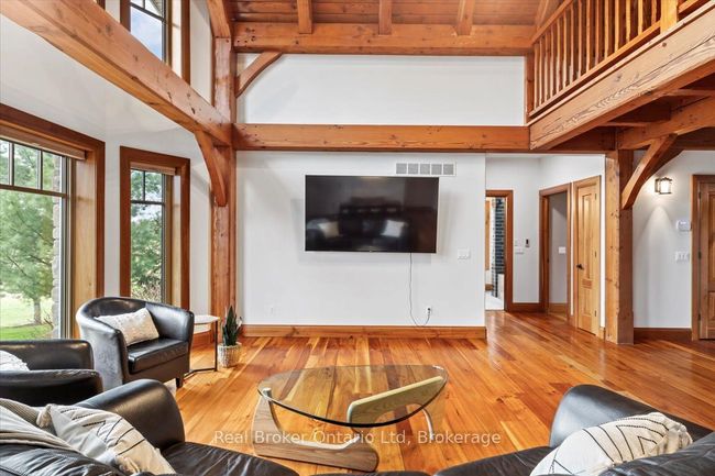 740494 Sideroad 3, House other with 6 bedrooms, 4 bathrooms and 8 parking in Chatsworth ON | Image 7