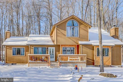 241 Wyalusing Dr, Pocono Lake, PA, 18347-8141 | Card Image