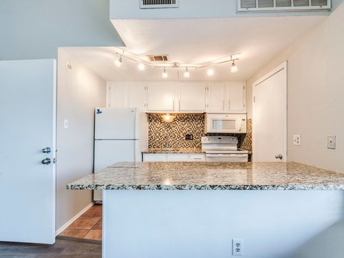 13-601 Nelray Blvd, Austin, TX, 78751-1028 | Card Image