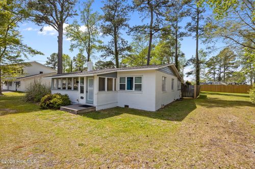 1103 Broad Street Ext, Oriental, NC, 28571-9790 | Card Image