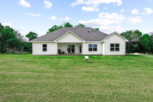 1350 County Road 4040, Ector, TX, 75439-6132 | Card Image