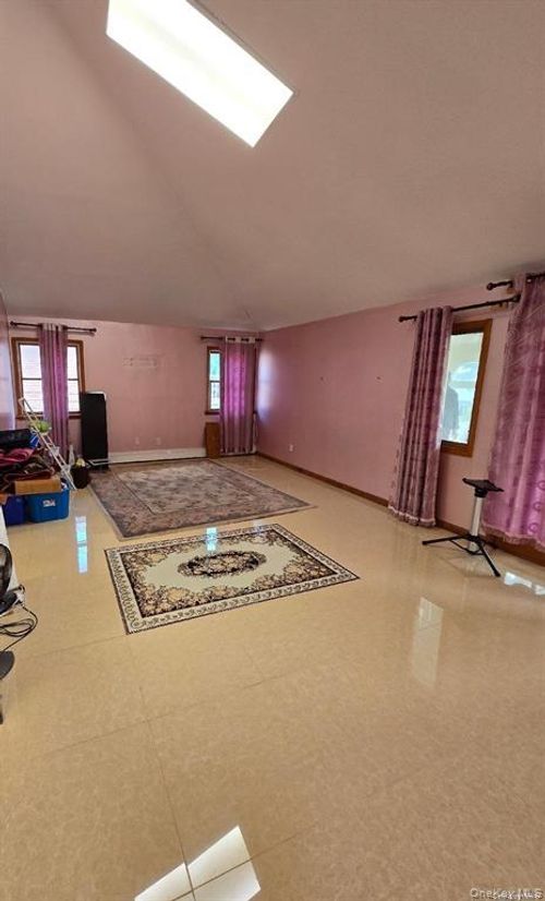 whole-house-86 Sutro Street, New York, NY, 11423 | Card Image
