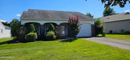 29 Hastings Rd, Manchester, NJ, 08759-6726 | Card Image