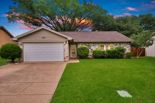 2609 N Capistrano Court, Arlington, TX, 76015 | Card Image