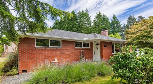 7923 220th St Sw, Edmonds, WA, 98026-7979 | Card Image