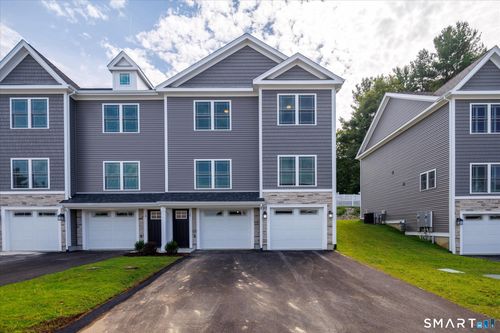 16 Valley View Dr, Killingly, CT, 06241-4126 | Card Image