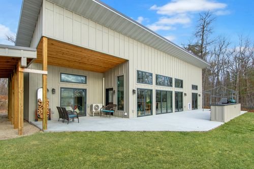 4681 Mission Rd Ne, Bemidji, MN, 56601-8452 | Card Image