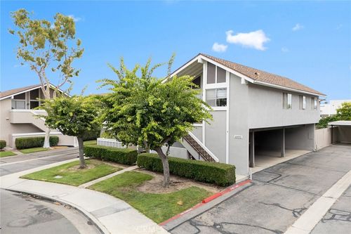unit-b-16892 Limelight Cir, Huntington Beach, CA, 92647-5222 | Card Image