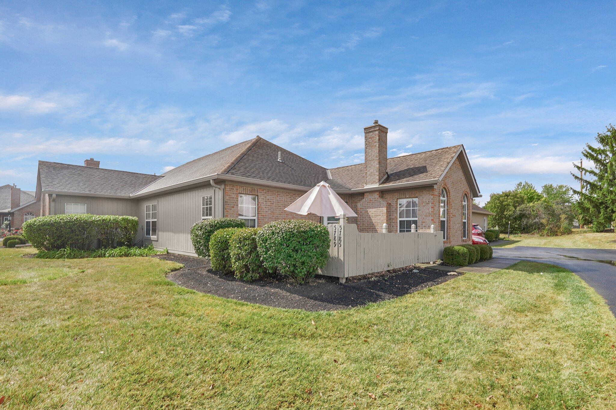 Willow Lake Dr, Grove City, OH 43123