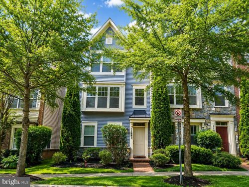 11882 Country Squire Way, CLARKSBURG, MD, 20871-3334 | Card Image