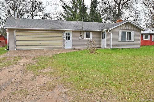 2144 Mustang St, Saint Helen, MI, 48656-9619 | Card Image
