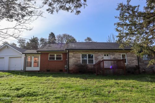 957 Thorngrove Pike, Strawberry Plains, TN, 37871 | Card Image