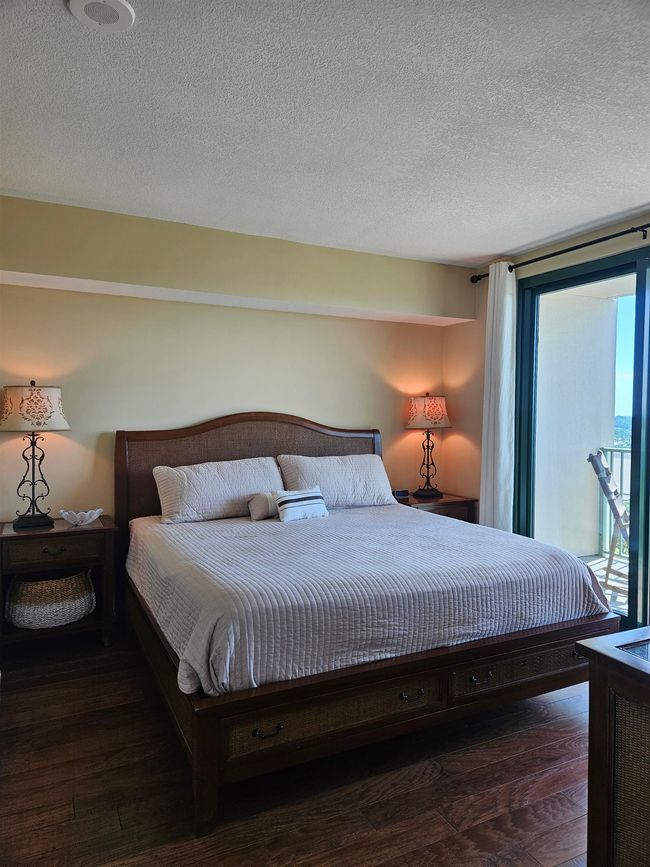 UNIT-1003 - 300 S Duval St, Condo with 1 bedrooms, 1 bathrooms and null parking in TALLAHASSEE FL | Image 17