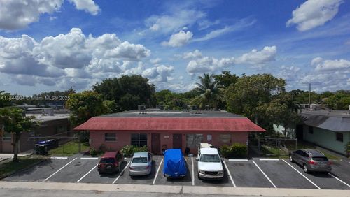 1-4-7710 Sw 10th St, North Lauderdale, FL, 33068-3235 | Card Image