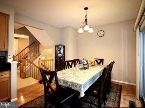 26132 Lands End Dr, CHANTILLY, VA, 20152-2547 | Card Image