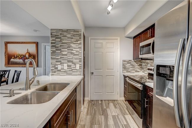 1139 - 2300 E Silverado Ranch Blvd, Condo with 2 bedrooms, 2 bathrooms and null parking in Las Vegas NV | Image 7