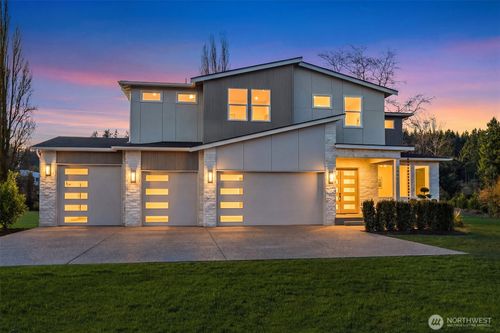 19902 Broadway Ave, Snohomish, WA, 98296-7936 | Card Image