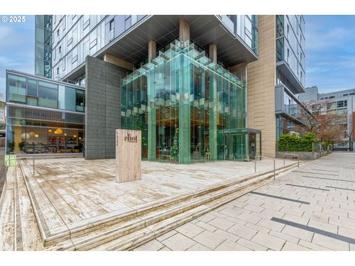 809-1221 Sw 10th Ave, Portland, OR, 97205-2426 | Card Image