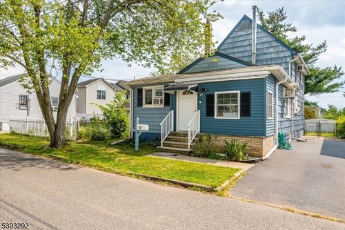 87 Fiume St, Iselin, NJ, 08830-1406 | Card Image